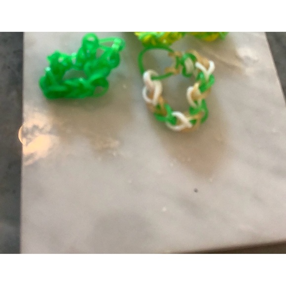 Rainbow loom, braces, a.k.a. rubber band bracelets - Picture 4 of 16